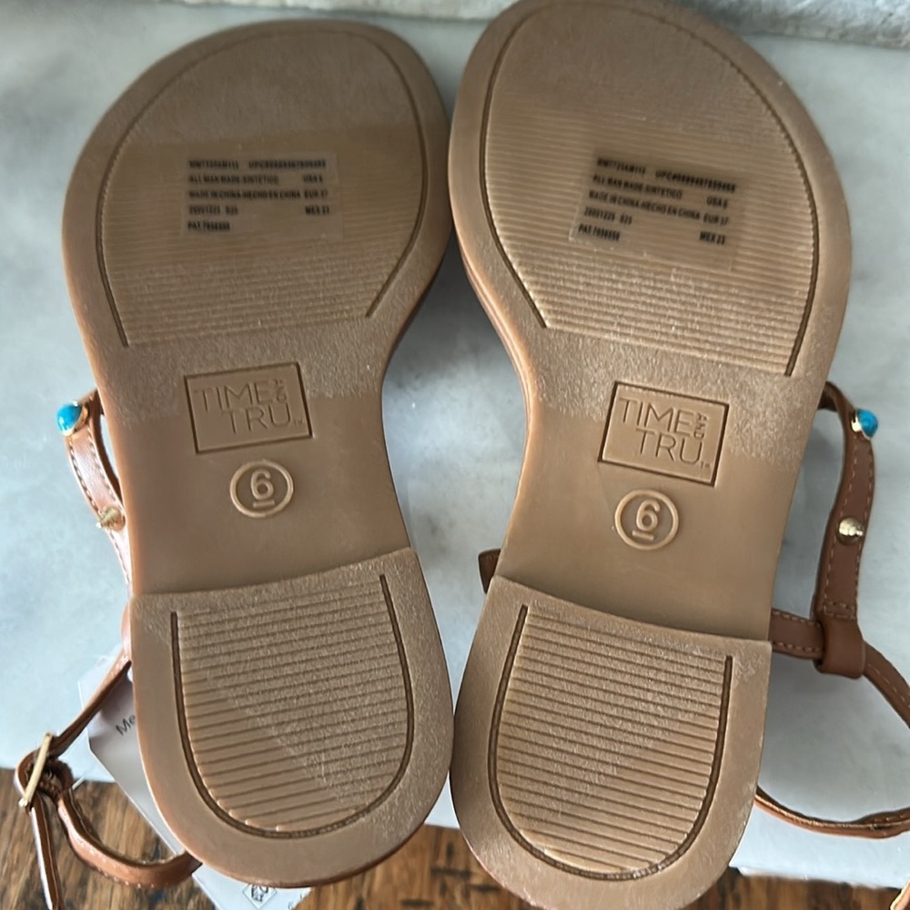 Time and Tru Women's Jeweled T-Strap Sandal Size 6 - Picture 7 of 8